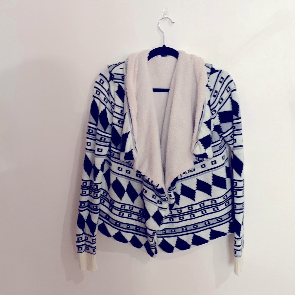 Aztec Sweater-black & white, size medium (Love by Design brand)
